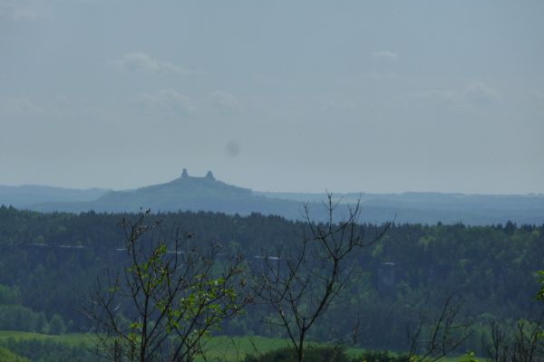 Rozkvetl&yacute; Česk&yacute; r&aacute;j 2012