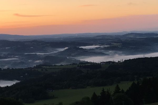 Svítání na Kozákově 2017